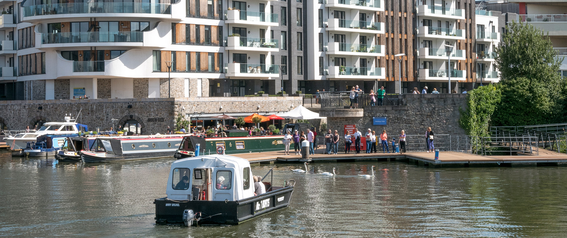 Harbour Inlet Boats and people at the Harbour Inlet site